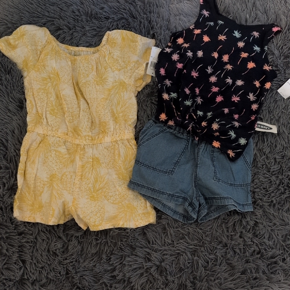Old Navy Yellow Patterned Garment